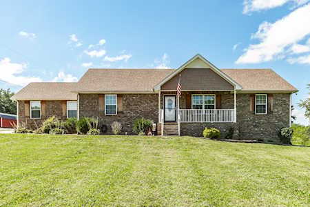 1019 Dusty Dr Cross Plains, TN 37049