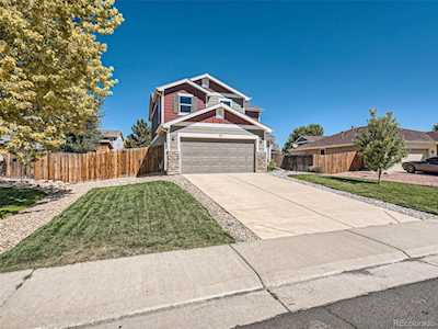 886 Ponderosa Ln Lochbuie, CO 80603