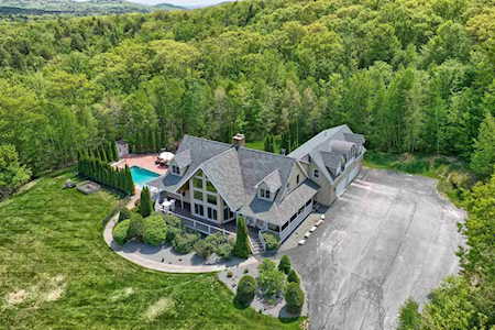 270 Tiffany Hill Rd Weare, NH 03281