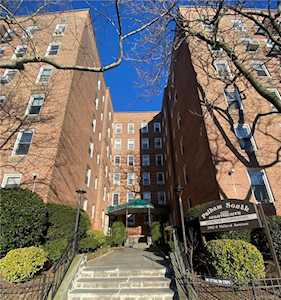 2104 Holland Ave #3F Bronx, NY 10462