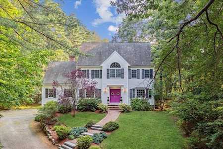6 Wilson Pond Lane Rowley, MA 01969