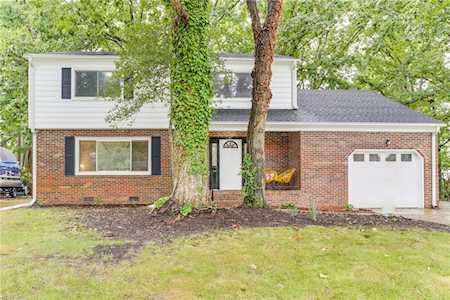 312 Williamsburg Ct Newport News, VA 23606