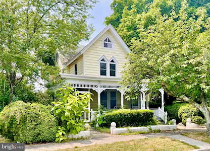 10 E High St Felton, DE 19943