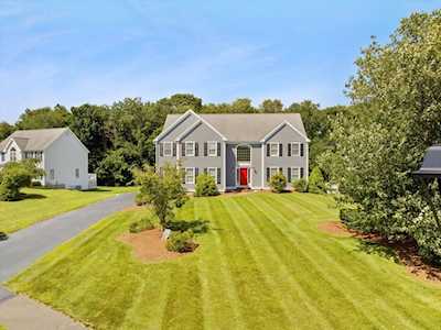 6 Copper Beech Circle West Bridgewater, MA 02379