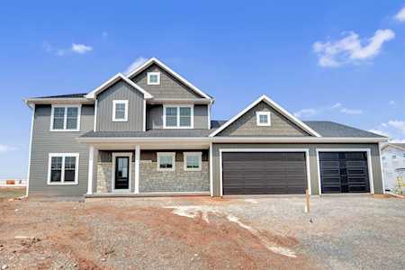 N9239 Laura St Appleton, Village of Harrison, WI 54915