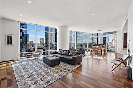 200 Congress Ave #21E Austin, TX 78701