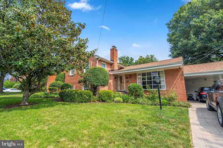 1327 Juliana Place Alexandria, VA 22304