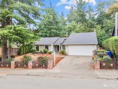 1900 SE Rolling Hills Ave Renton, WA 98055