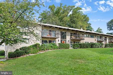 4943 Americana Dr #202 Annandale, VA 22003