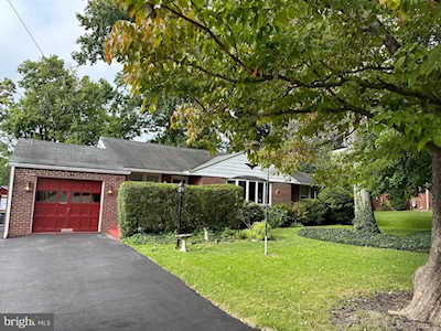 23 Harvard Rd Wilmington, DE 19808