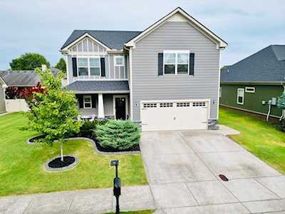 1022 Brinxton Run Murfreesboro, TN 37128