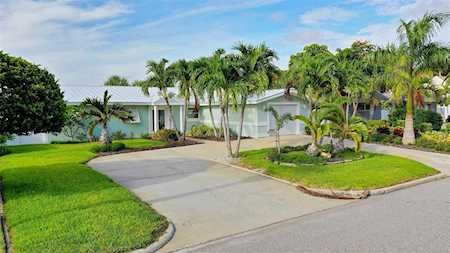 285 3rd St W Tierra Verde, FL 33715