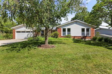 1202 Beaver Creek Rd Chesterfield, MO 63017