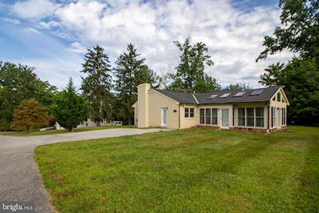 5835 Trotter Rd Clarksville, MD 21029
