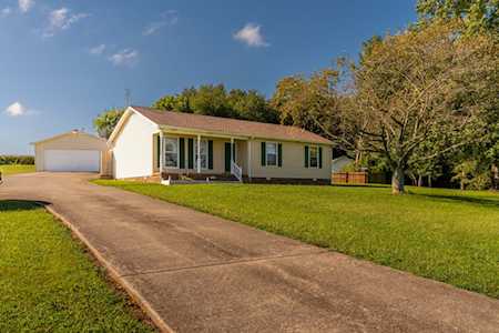 5743 Youngville Rd Springfield, TN 37172