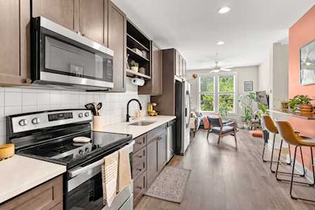 1077 E Trinity Ln #206 Nashville, TN 37216