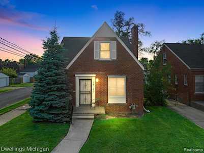 18401 Birwood St Detroit, MI 48221