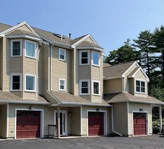28 Tisdale Dr #28 Dover, MA 02030