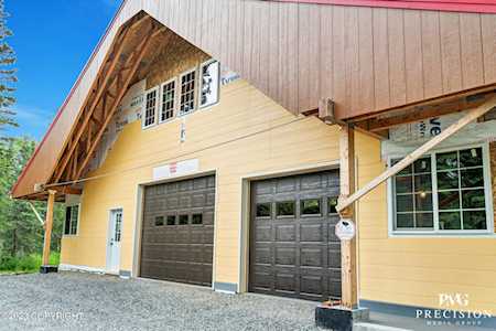 10591 Hatcher's Flight Loop Palmer, AK 99645