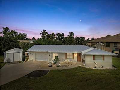 800 Aqui Esta Dr Punta Gorda, FL 33950