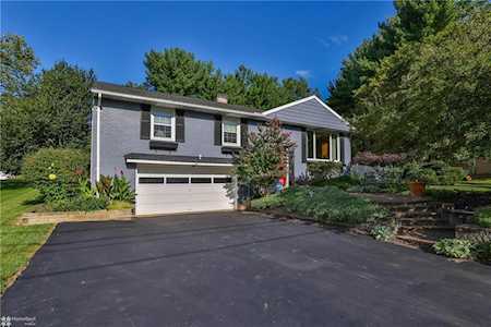 3761 Timberlane Dr Easton, PA 18045