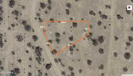 4635 N Monarch Dr #10 Eloy, AZ 85131