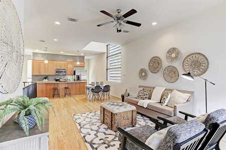802 Waverly St Houston, TX 77007