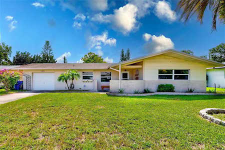 12645 138th Ln Largo, FL 33774