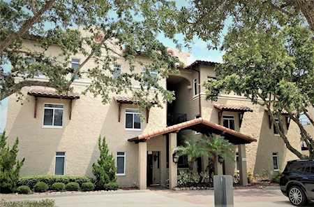102 Club House Dr #207 Palm Coast, FL 32137