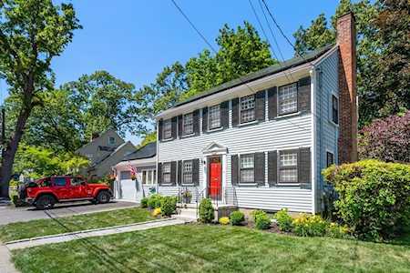 60 Valley Rd Milton, MA 02186