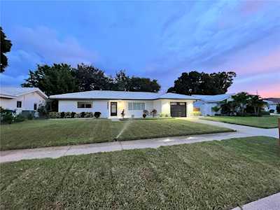 11722 67th Ave Seminole, FL 33772