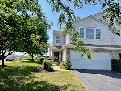 1900 Candlelight Circle #1900 Montgomery, IL 60538