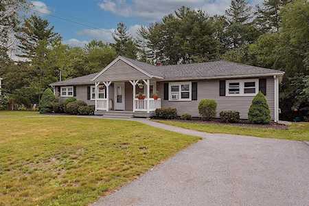 26 Mccarthy Dr #26 Groton, MA 01450