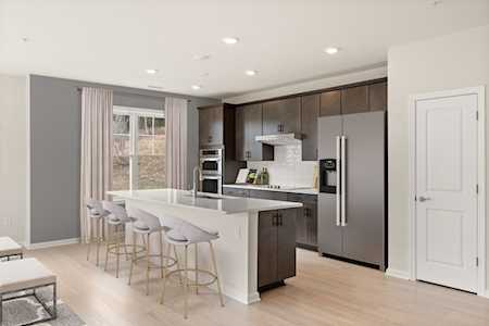 2 Stratton Drive #401 Woburn, MA 01801
