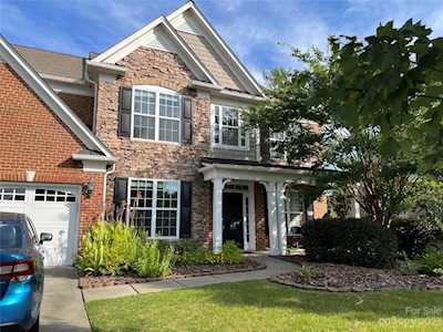 2502 Creek Manor Dr Waxhaw, NC 28173