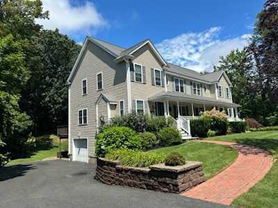 10 Corpl Charles Oneill Dr #10 Woburn, MA 01801