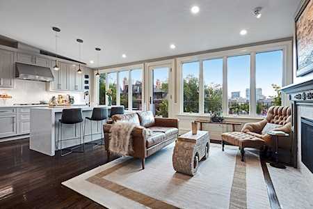 73 Mount Vernon St #PH Boston, MA 02108
