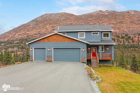 2695 W River Dr Eagle River, AK 99577