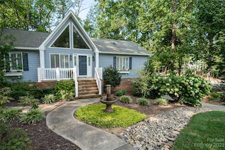 2697 Trent Pines Ct Sherrills Ford, NC 28673
