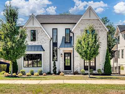 3129 Cramer Pond Dr Charlotte, NC 28205