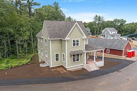17 Kay's Walk Carlisle, MA 01741