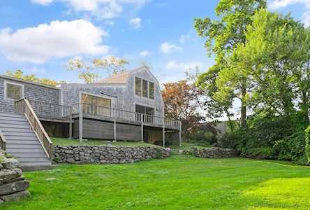 7 John Wise Ave #2 Essex, MA 01929