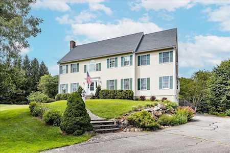 220 Moulton Street Hamilton, MA 01982
