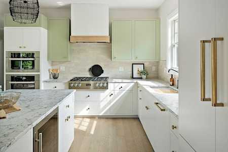 144 Linden Street #PH Wellesley, MA 02482