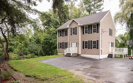 123 Pleasant Valley Street Methuen, MA 01844