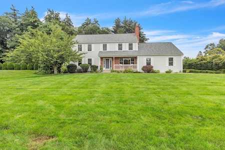 5 Heritage Circle East Longmeadow, MA 01028