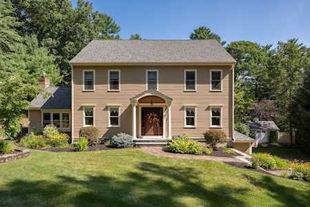 66 Hemlock Dr Pembroke, MA 02359