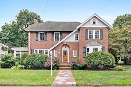 132 Traincroft NW Medford, MA 02155
