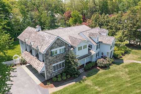 3 Ordway Rd Wellesley, MA 02481