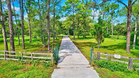 5555 Cougars Prowl Lake Worth, FL 33449